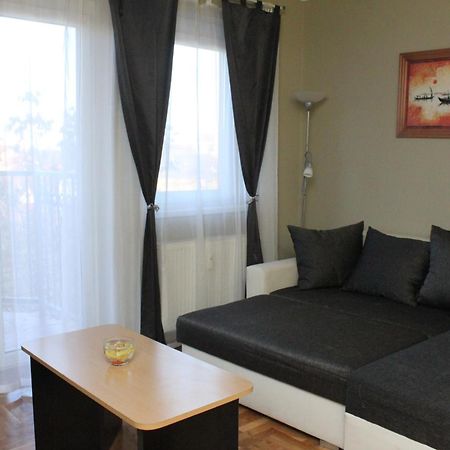 Sun Apartments Subotica Luaran gambar